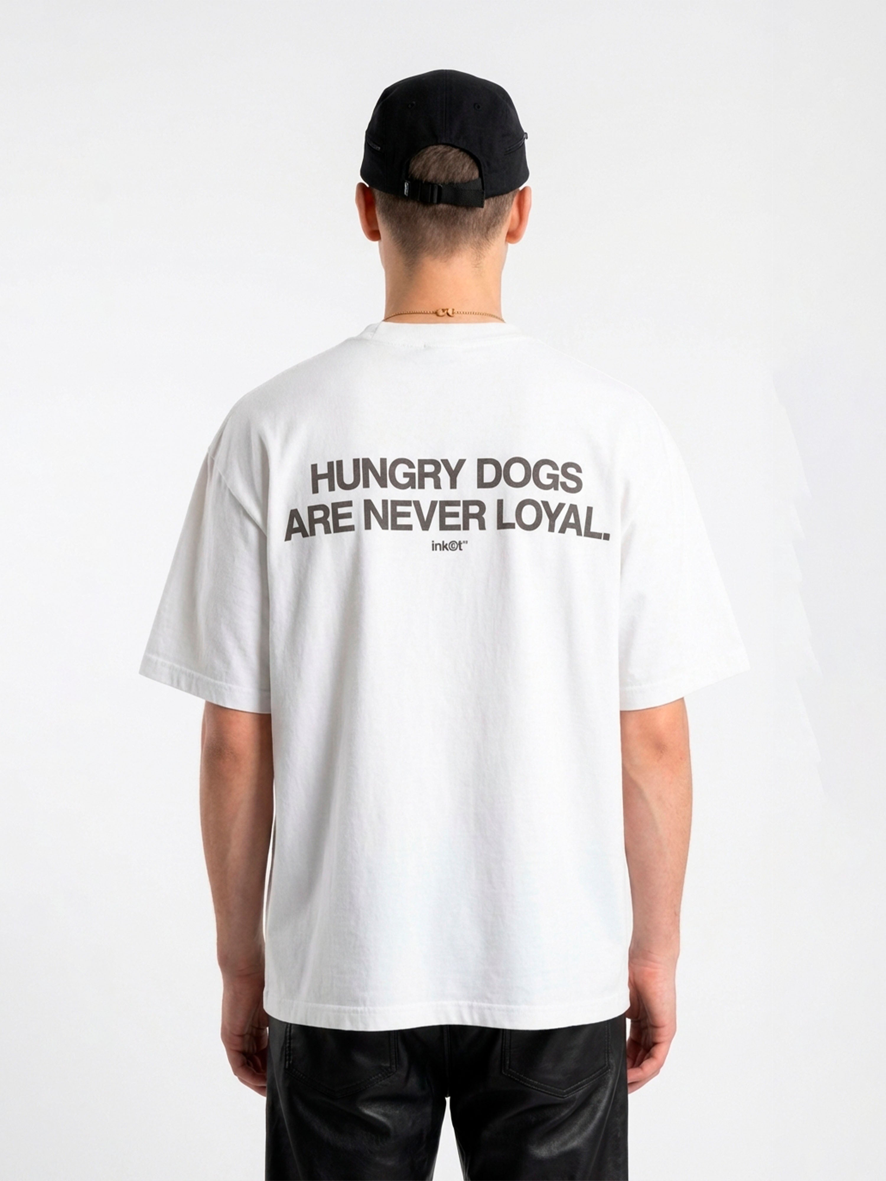 Camiseta Oversized 'Hungry Dogs'