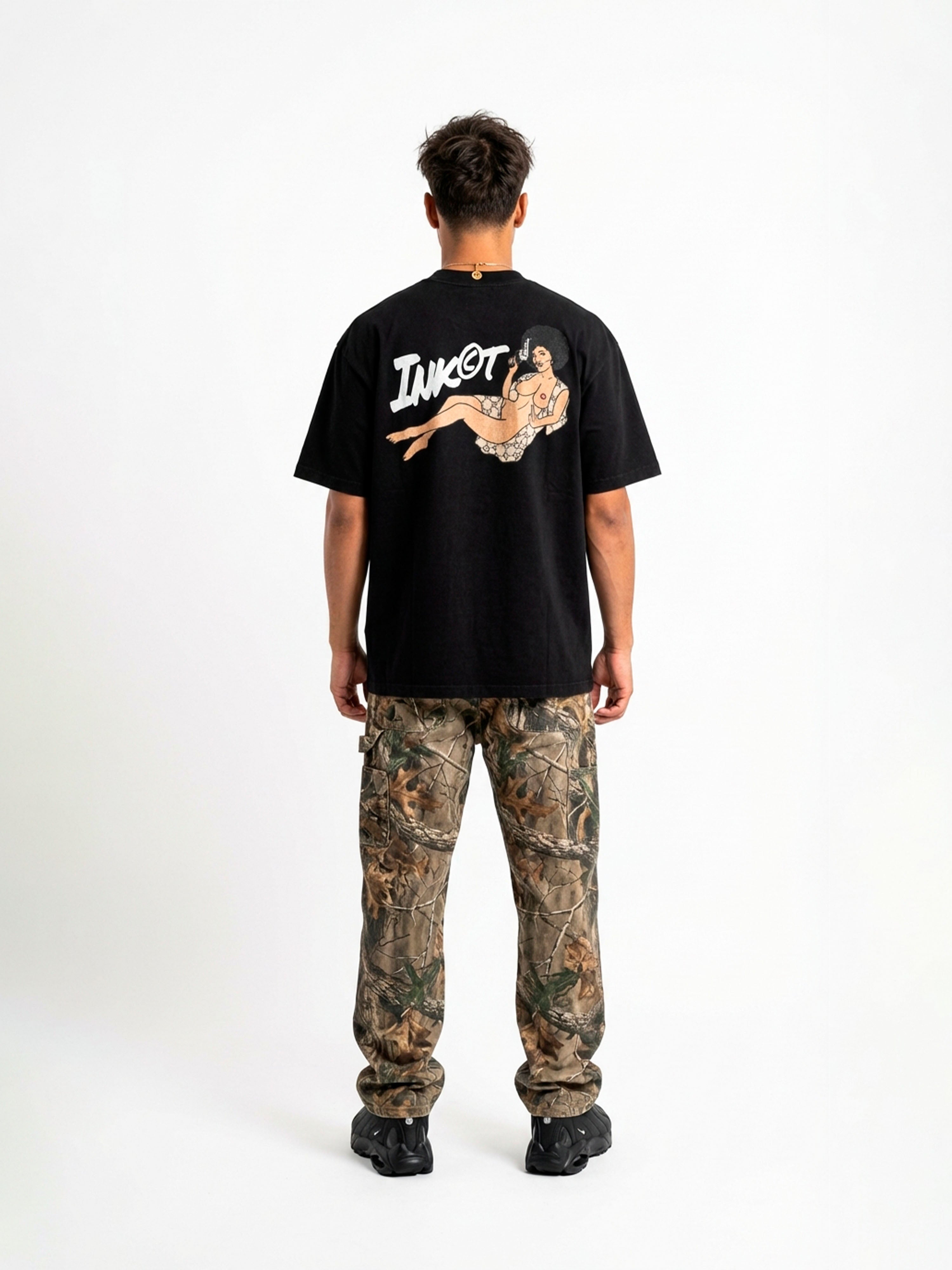 Camiseta Oversized 'Latinas'