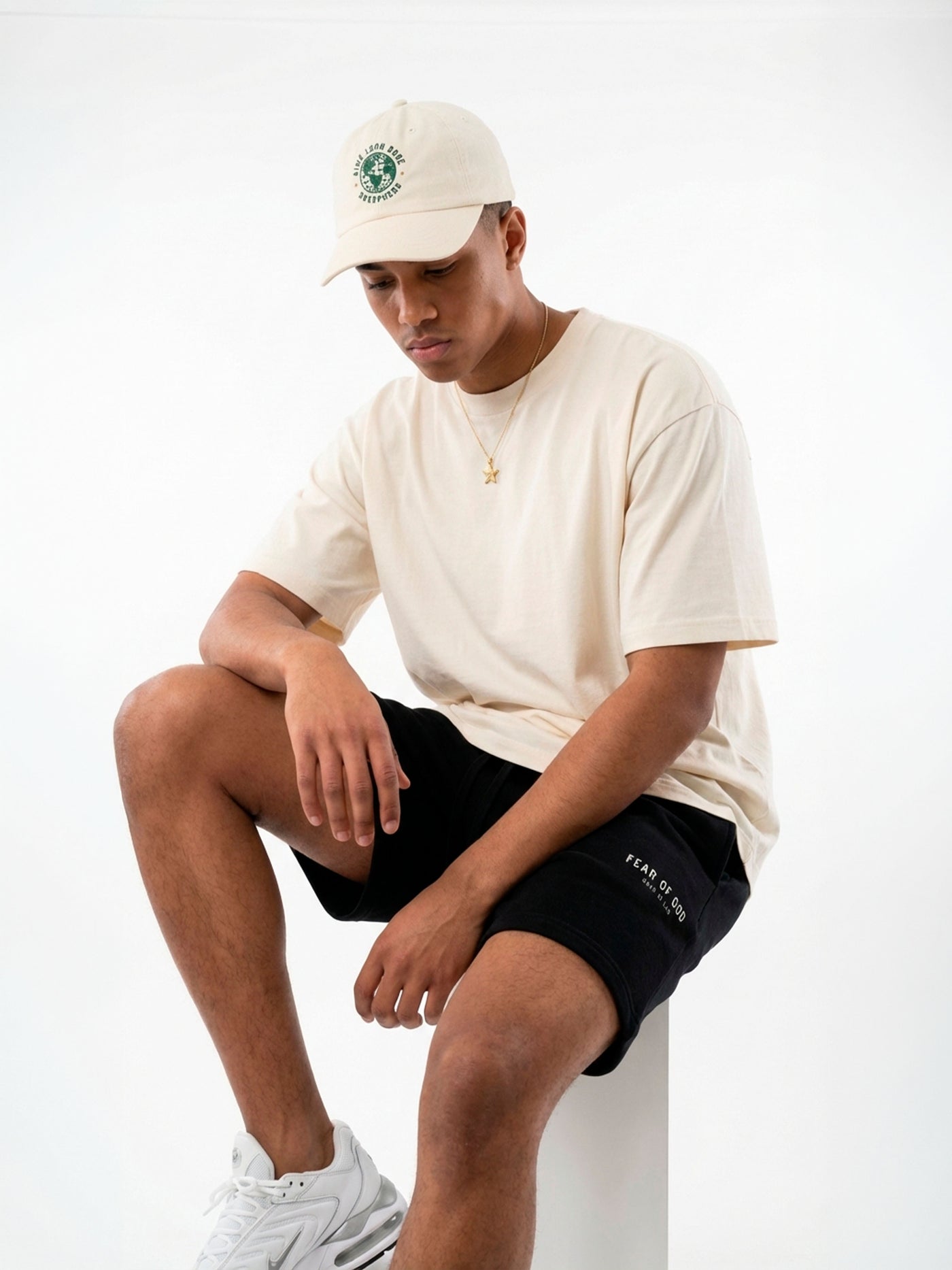 Camiseta Oversized 'Black & Cream'
