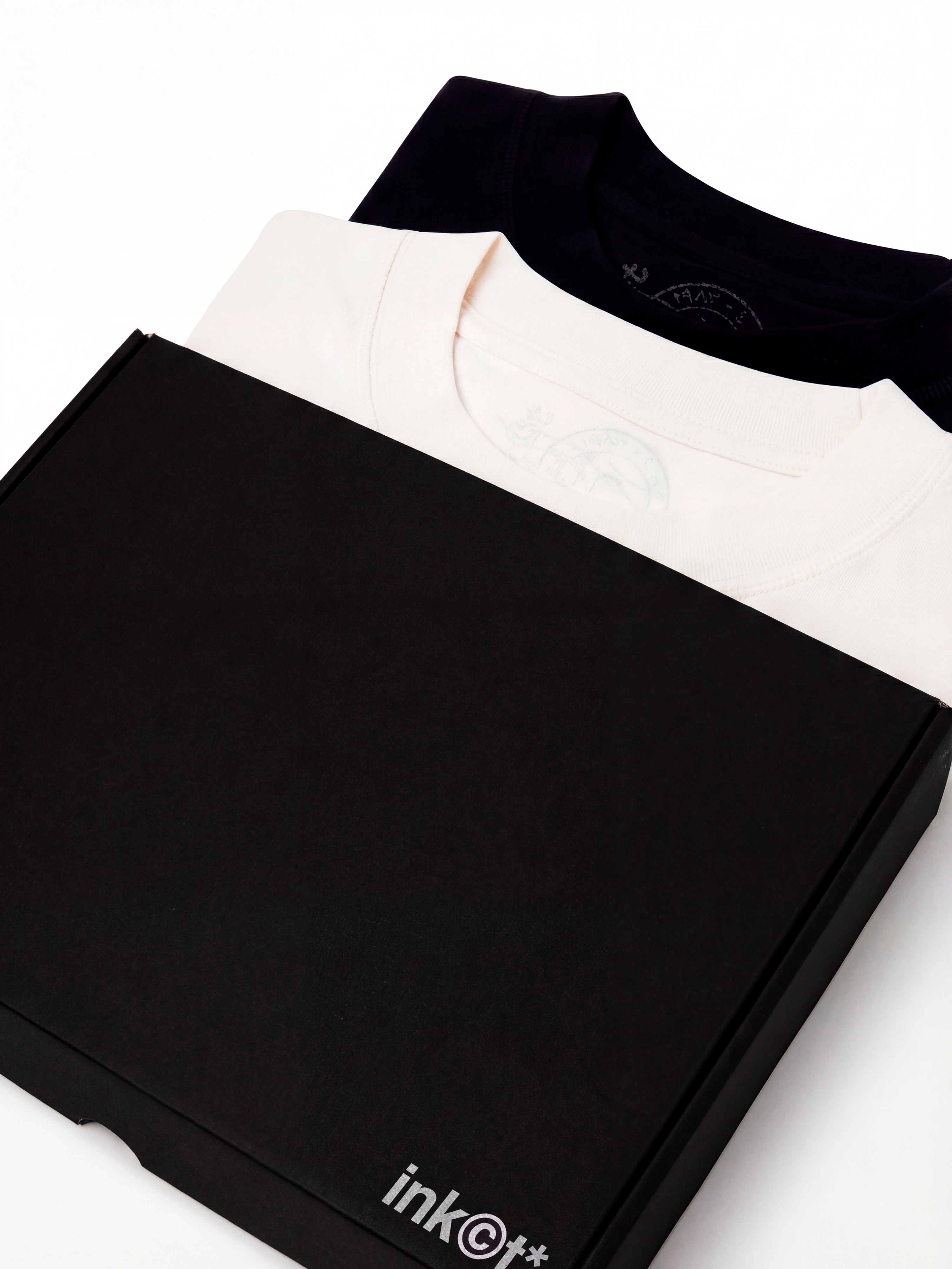 Camiseta Oversized 'Black & Cream'